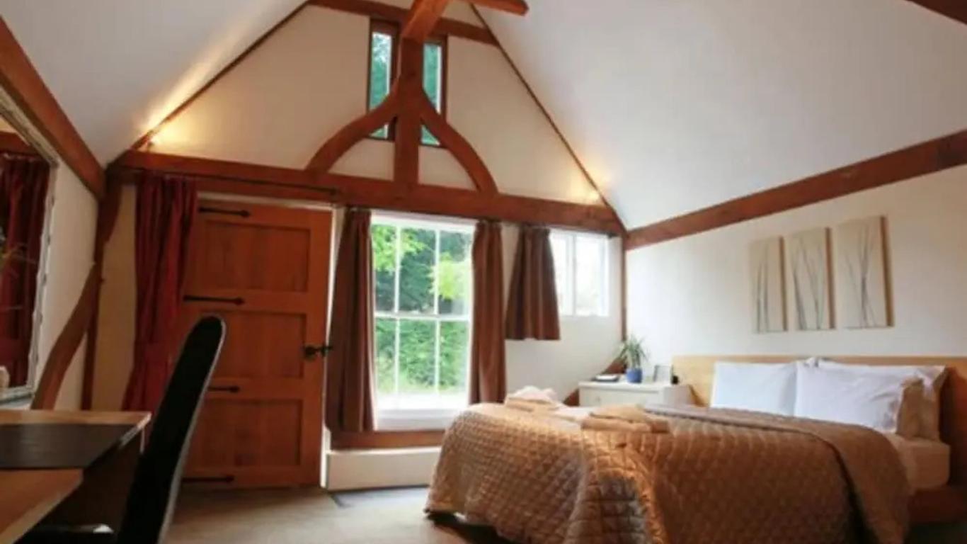 Tonge Barn