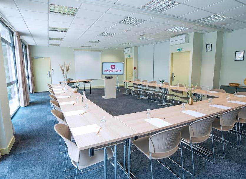 Conference room Photo