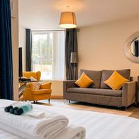 Broc House Suites