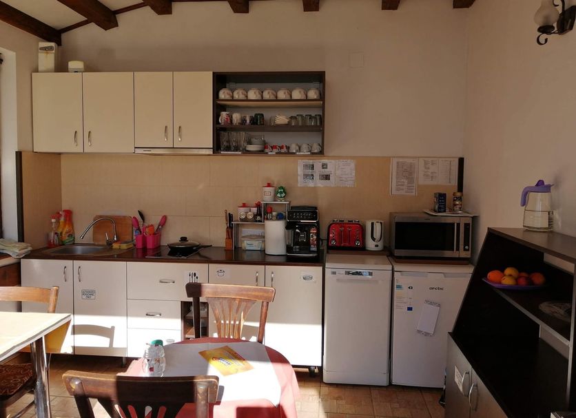 Kitchen Photo