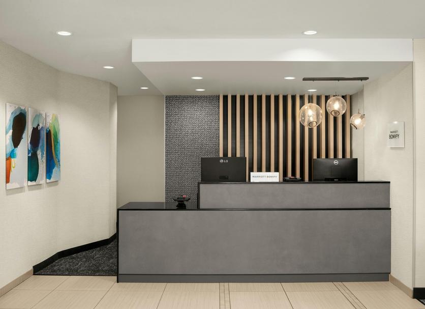 Front desk Photo