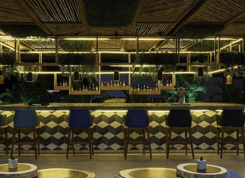 Bar Photo