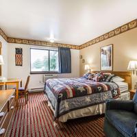 Rodeway Inn and Suites Madison East