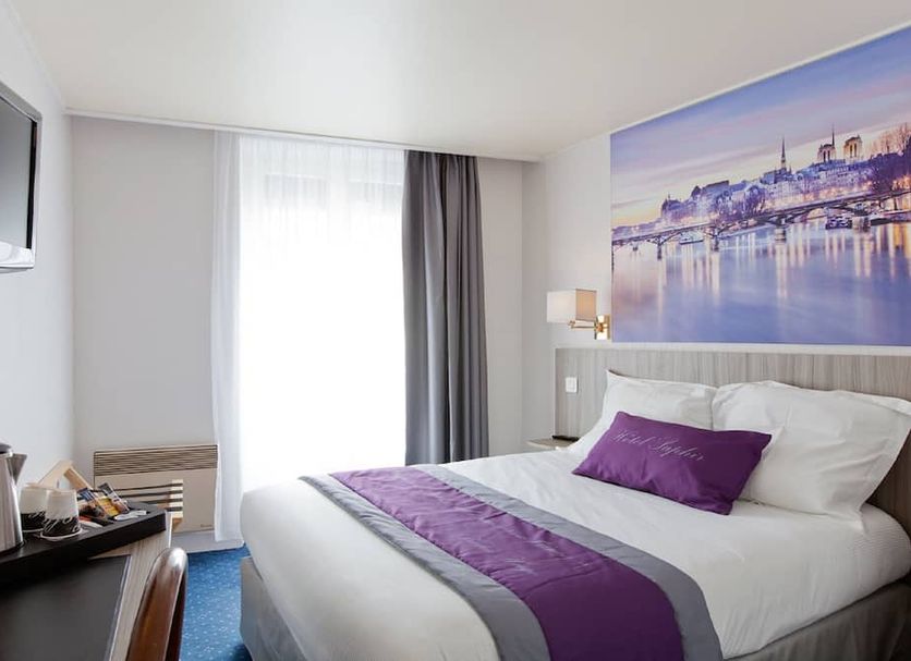 Bedroom Photo