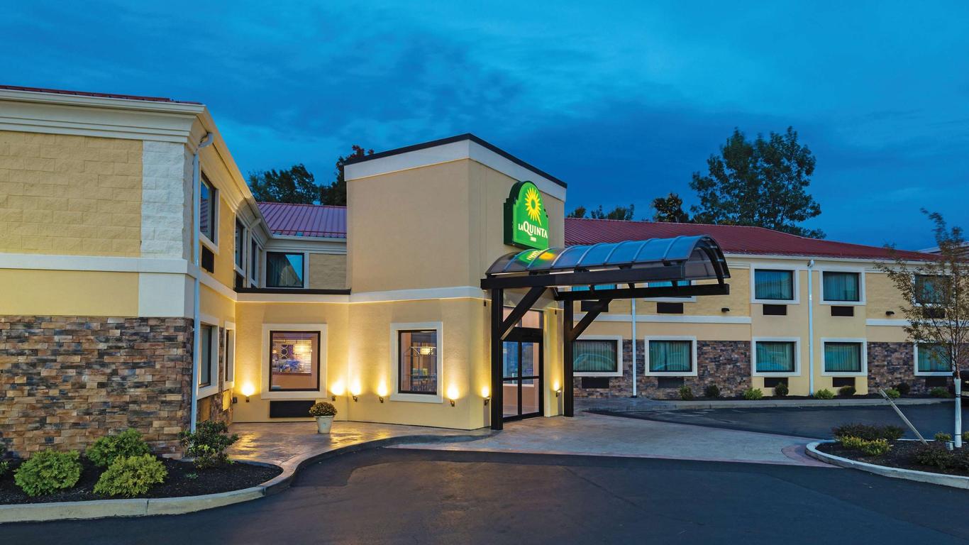 La Quinta Inn by Wyndham Buffalo Airport
