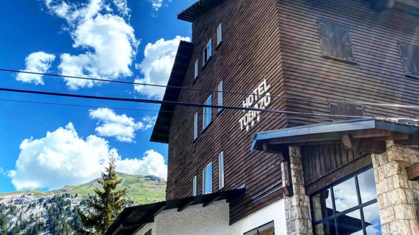 Hotel Tobazo