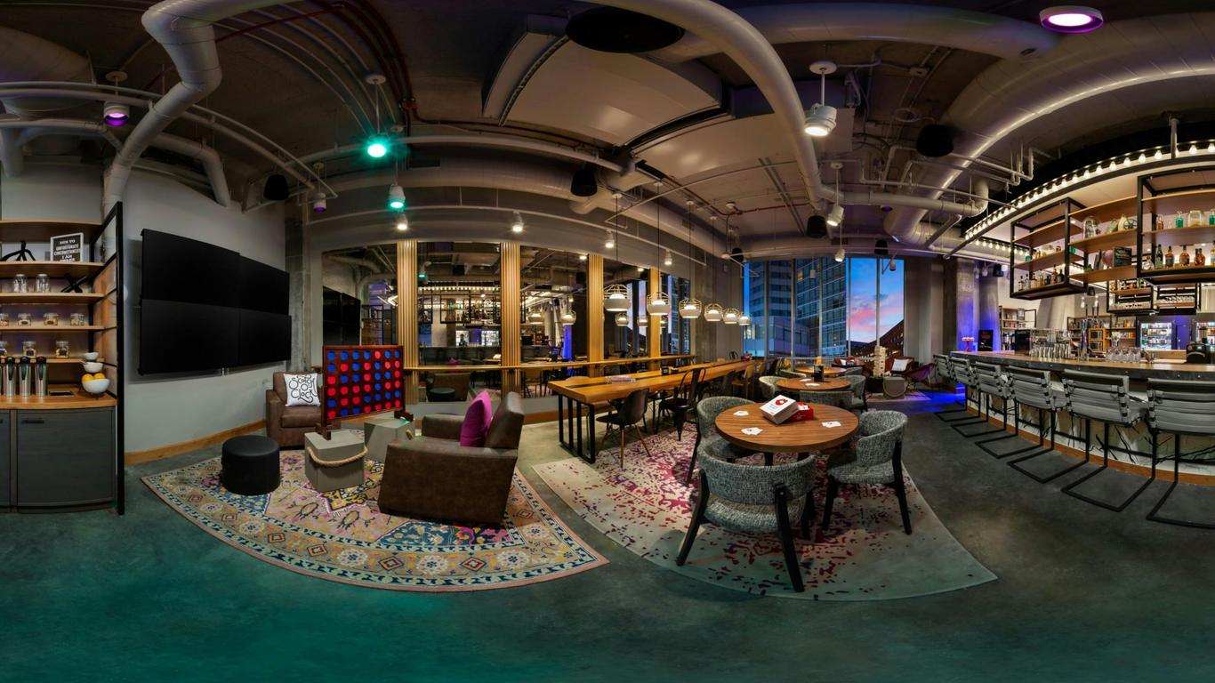 Moxy Boston Downtown
