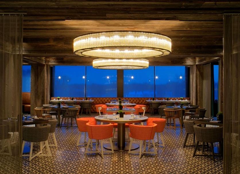 Restaurant Photo