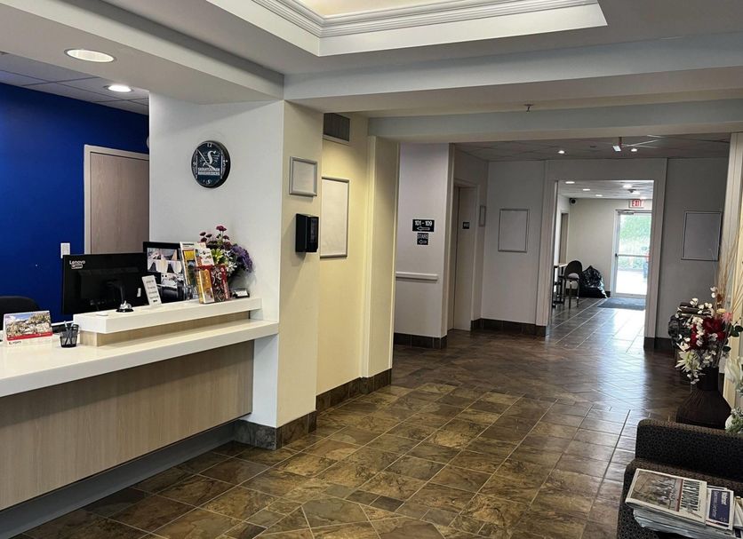 Front desk Photo