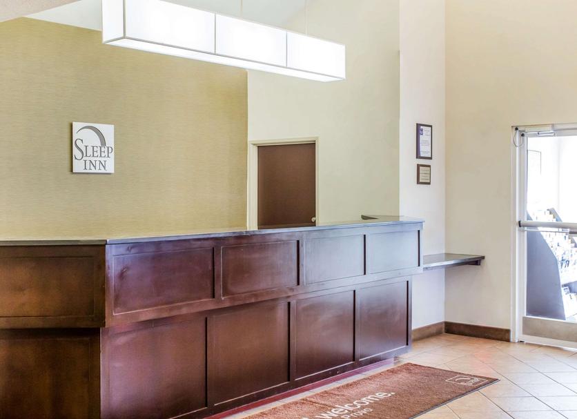 Front desk Photo