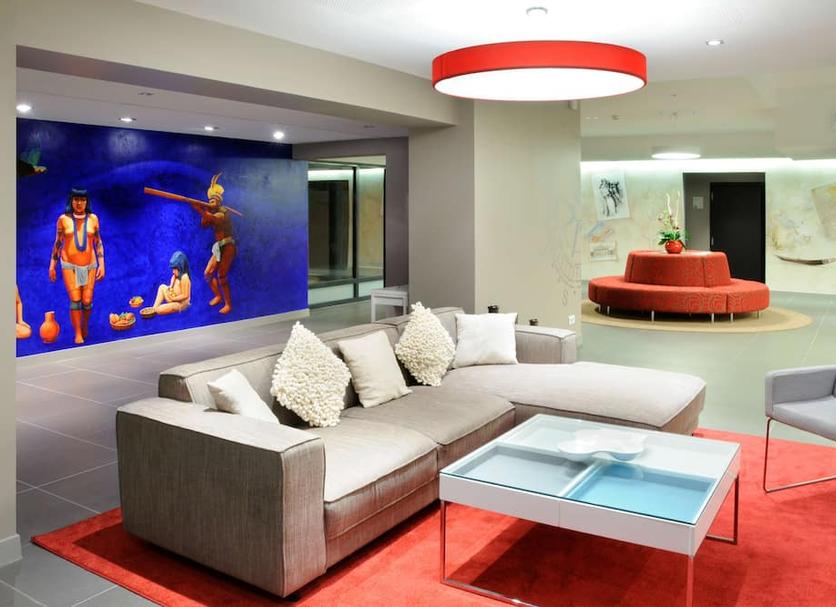 Lobby Photo