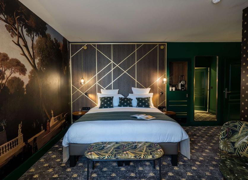 Bedroom Photo