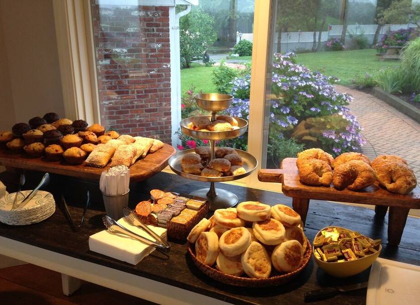 Buffet Photo