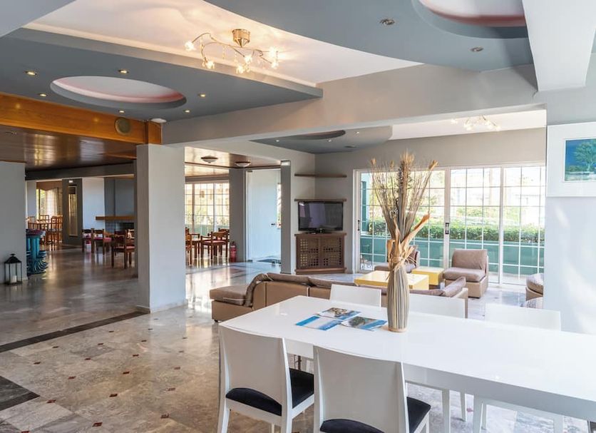 Dining room Photo