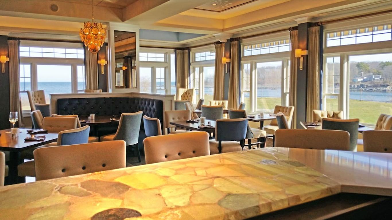 Stage Neck Inn