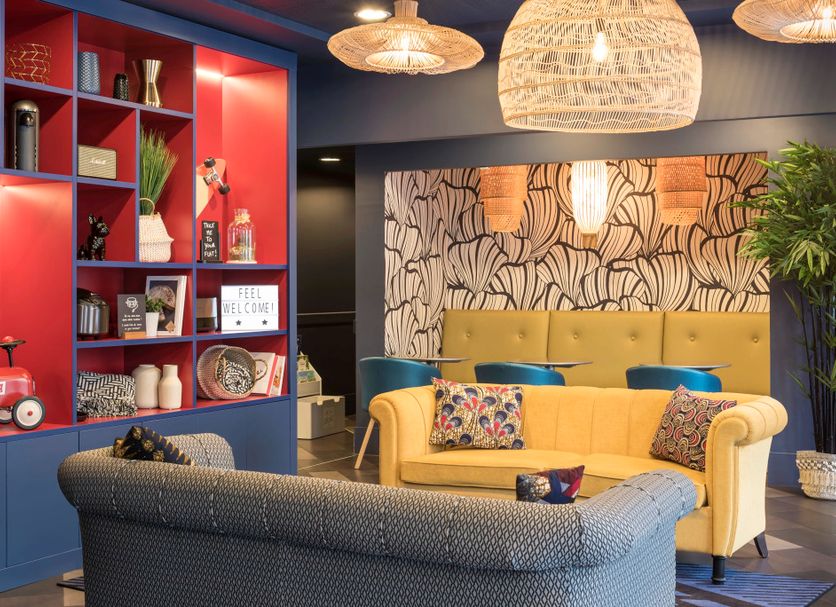 Lounge Photo