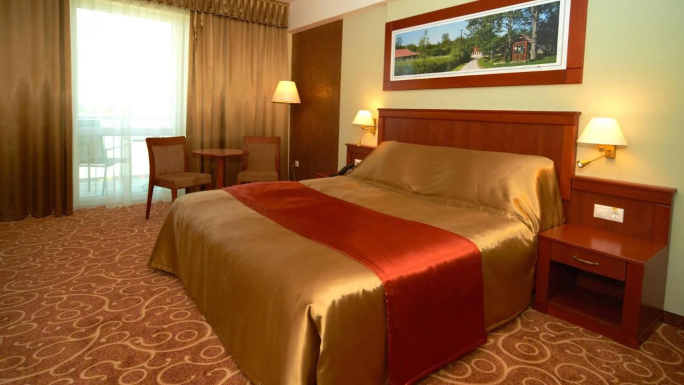 Hotel Atlantis Wellness & Conference