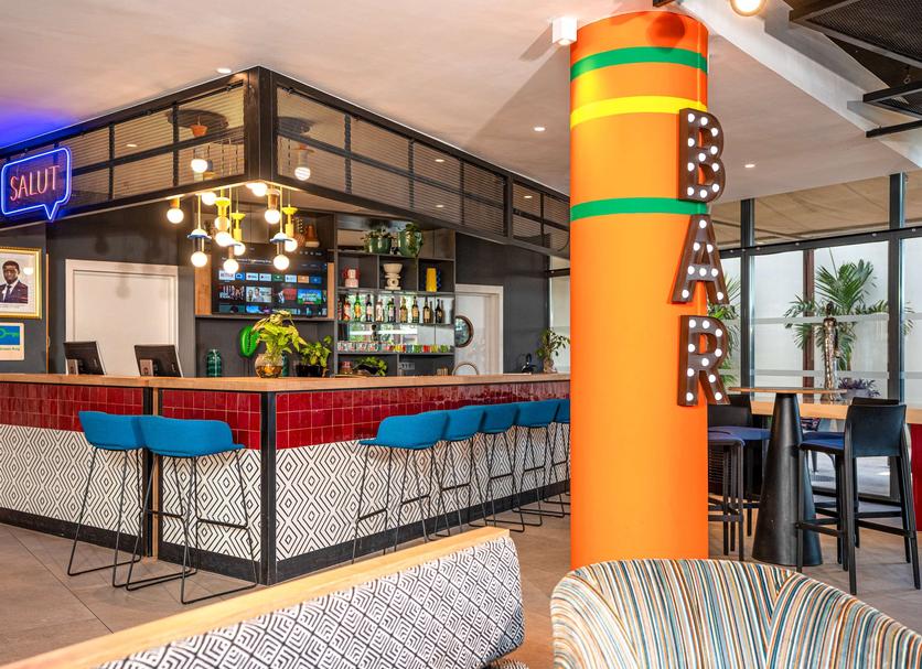 Bar Photo