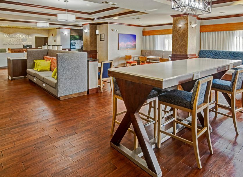 Dining room Photo