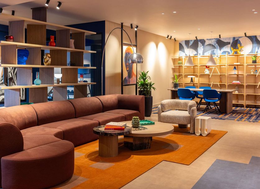 Lounge Photo
