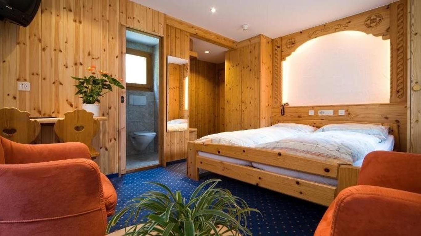 Hotel Sonnenhalde, Arosa