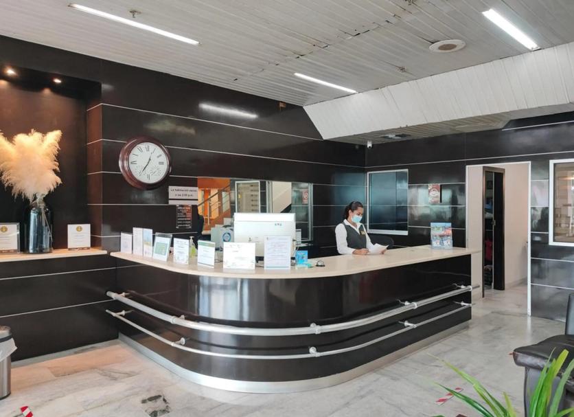 Front desk Photo