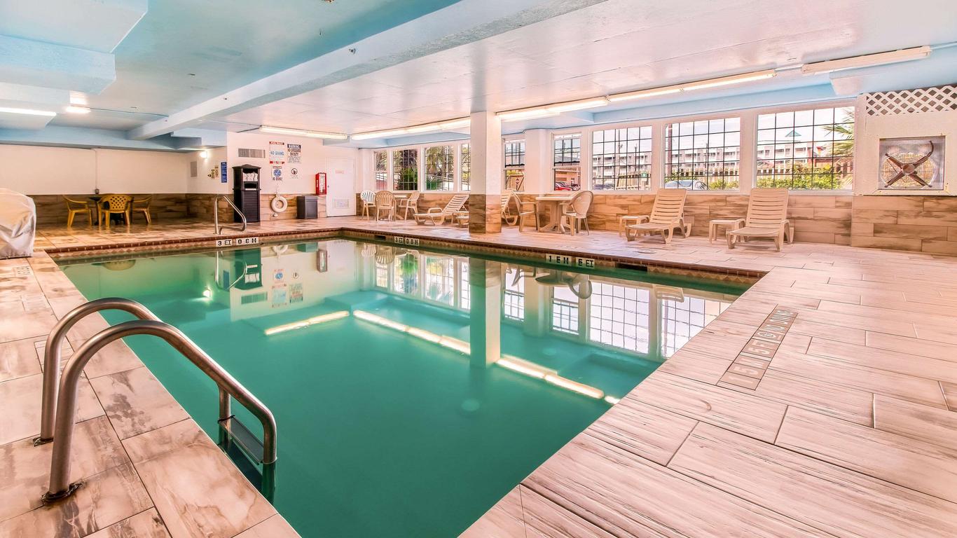 Quality Inn and Suites Beachfront