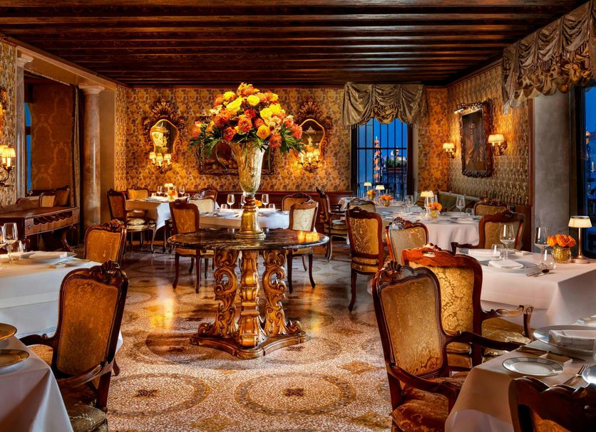 Restaurant Photo