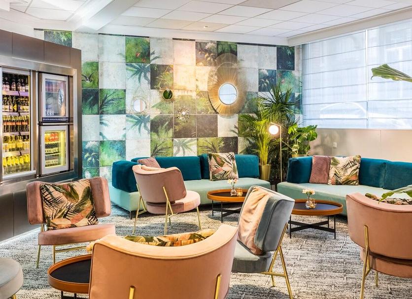 Lounge Photo