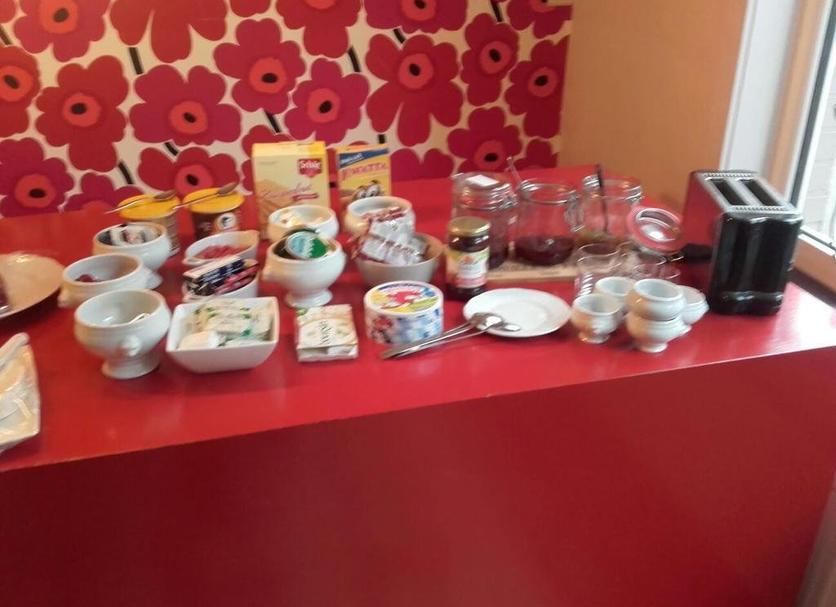 Buffet Photo
