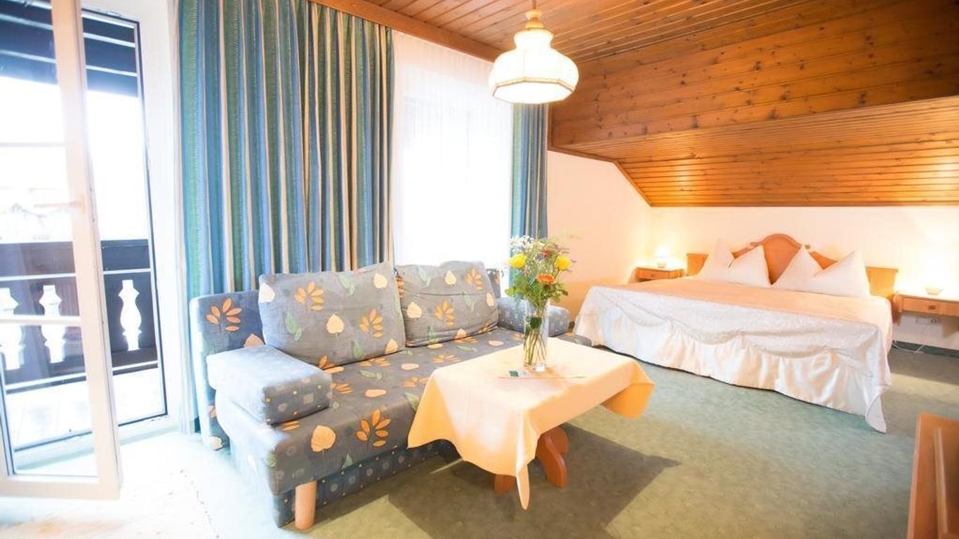 Pension Maria Theresia