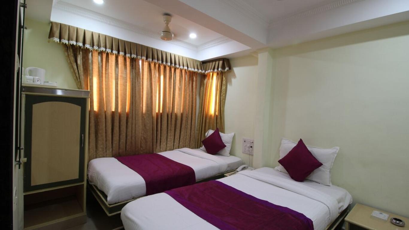 City Hotel