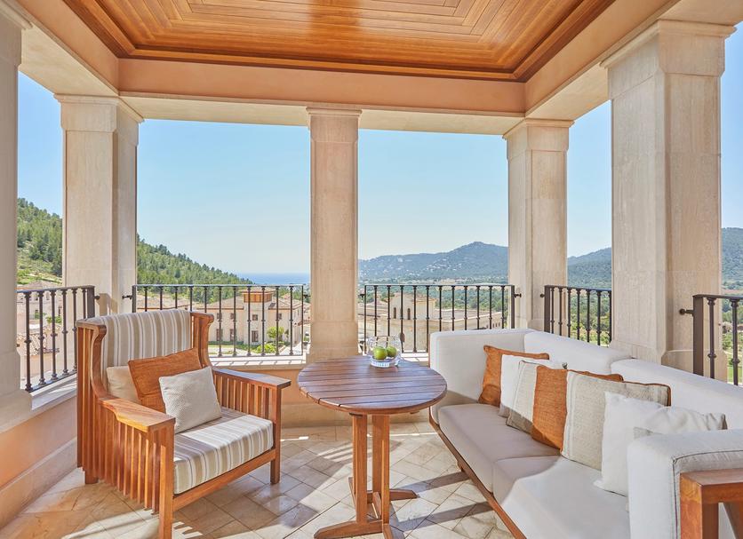 Balcony Photo