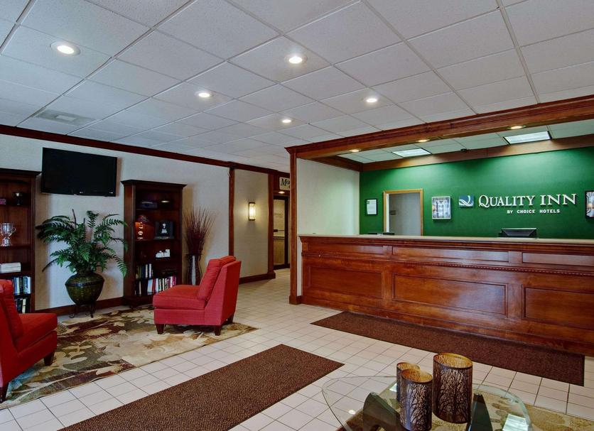 Front desk Photo