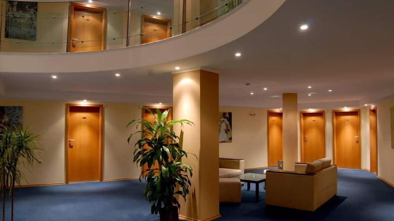 Hotel Luxor