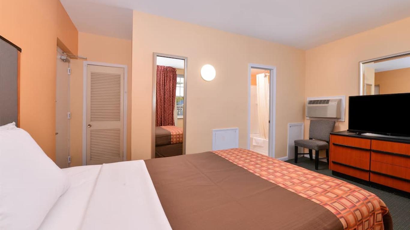 Media Inn & Suites