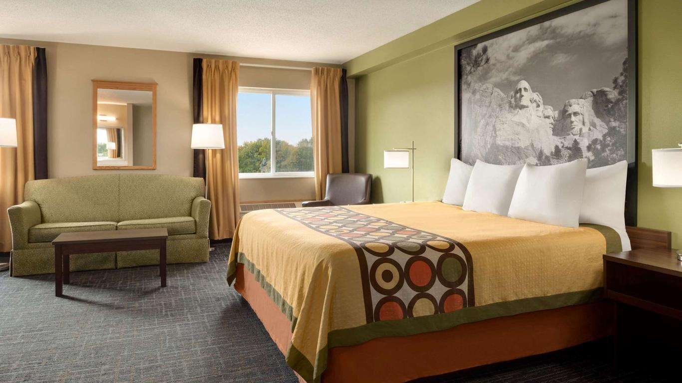 Super 8 by Wyndham Sioux Falls