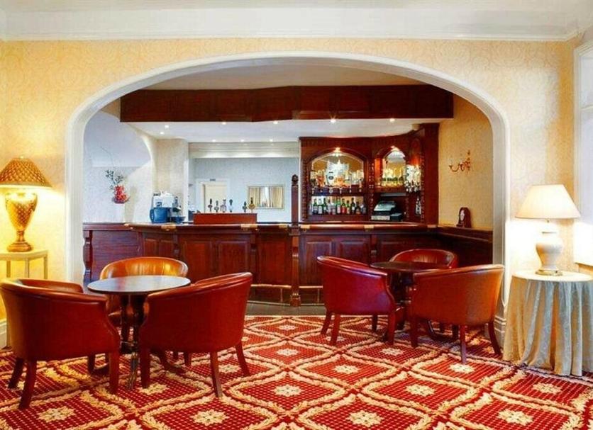 Bar Photo