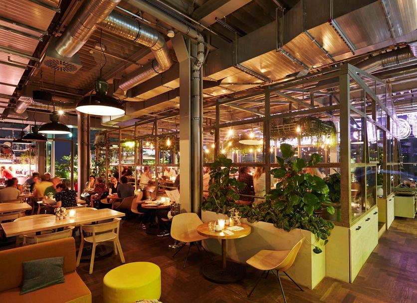 Restaurant Photo