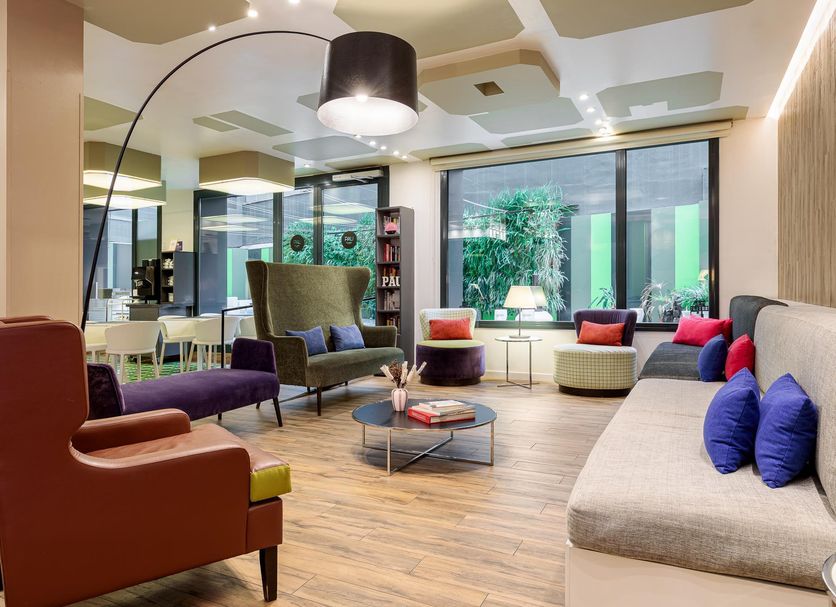 Lounge Photo
