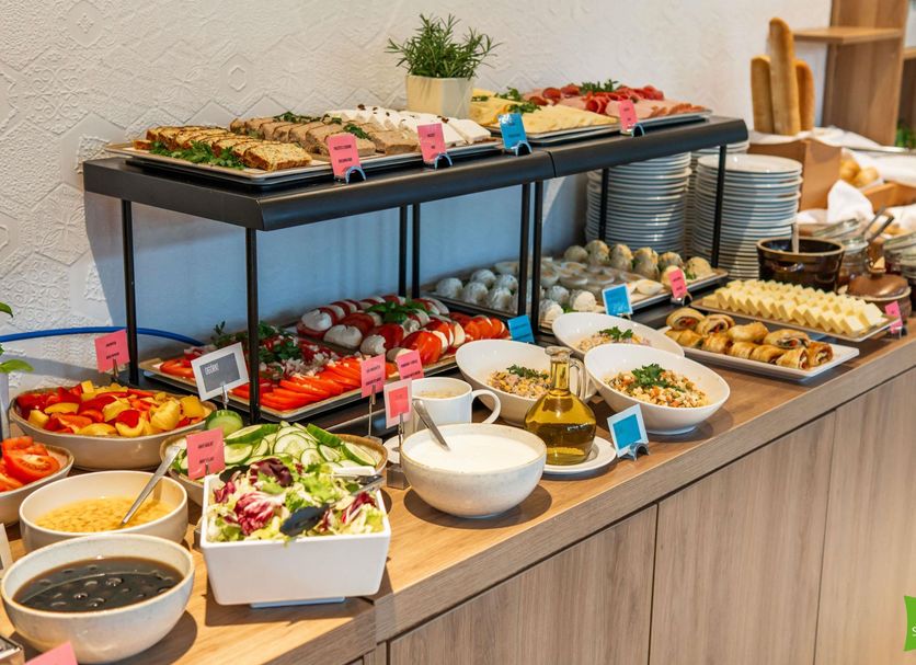 Buffet Photo