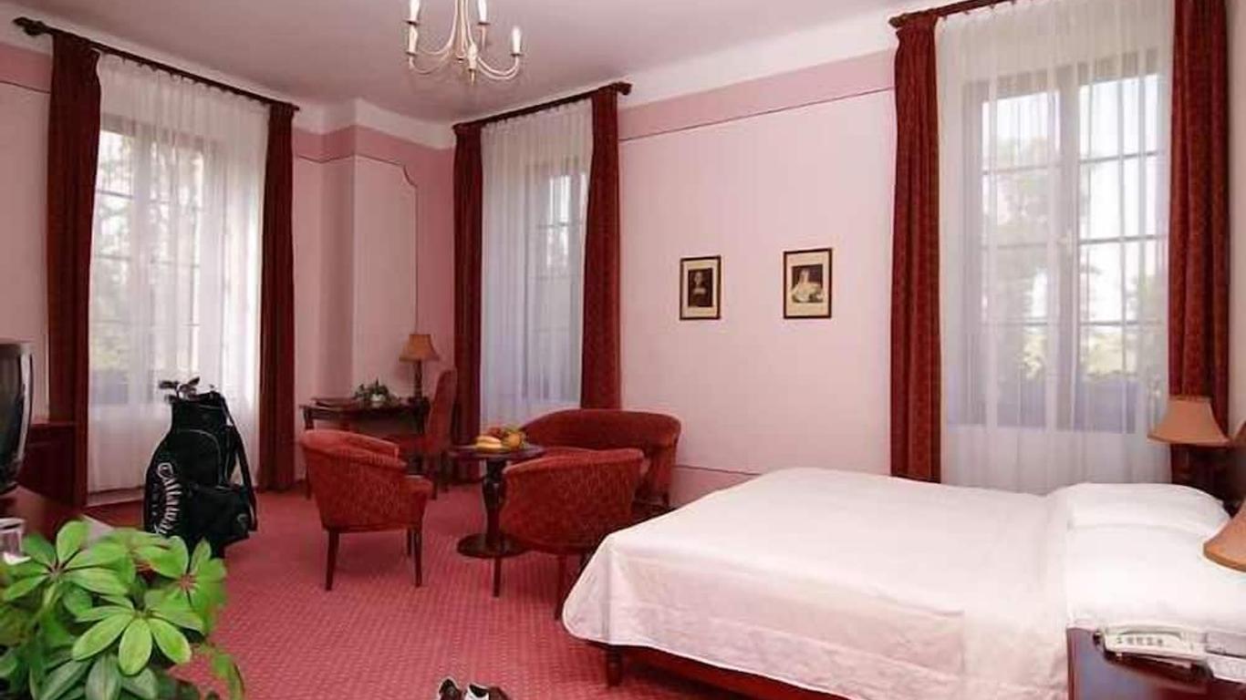 Konopiste Golf Resort