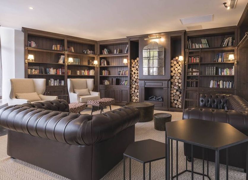 Lounge Photo
