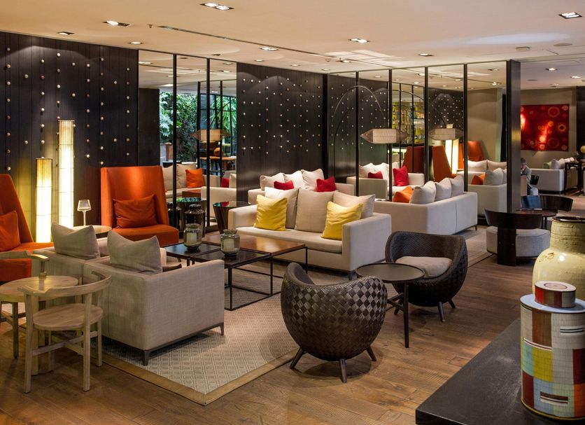 Lounge Photo