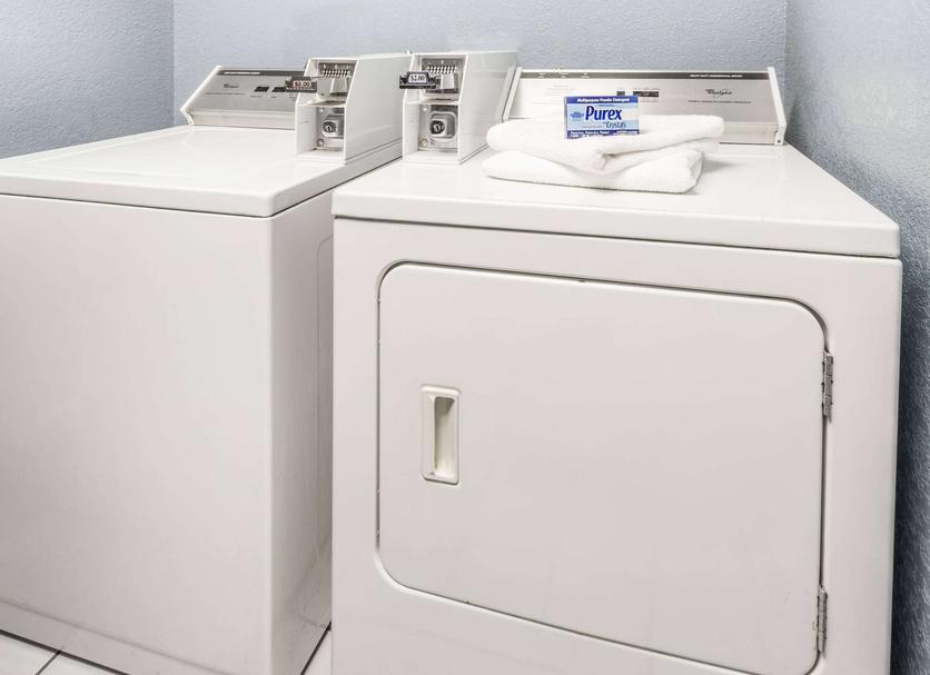 Laundry facility Photo