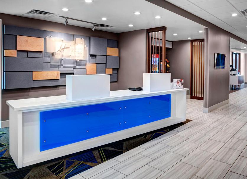 Front desk Photo