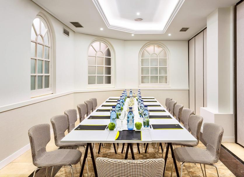 Conference room Photo
