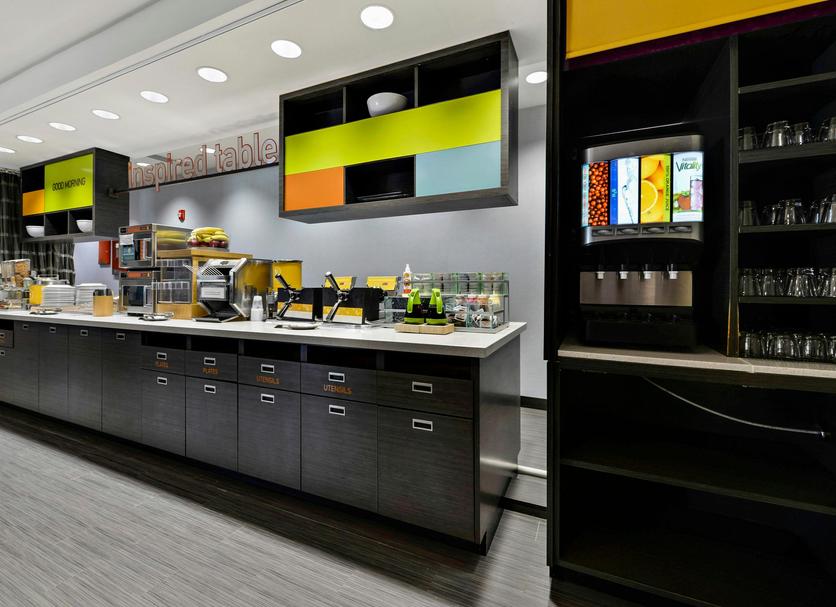 Buffet Photo