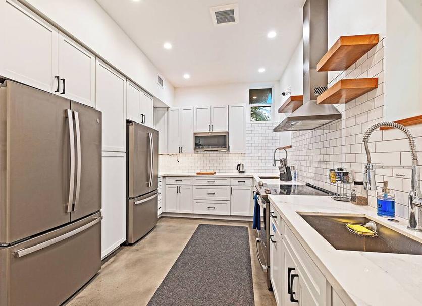 Kitchen Photo