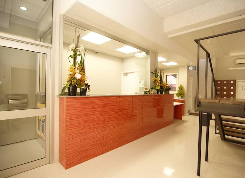 Front desk Photo